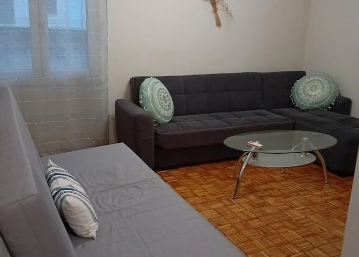 Kalimera- Jordan\'S Apartment