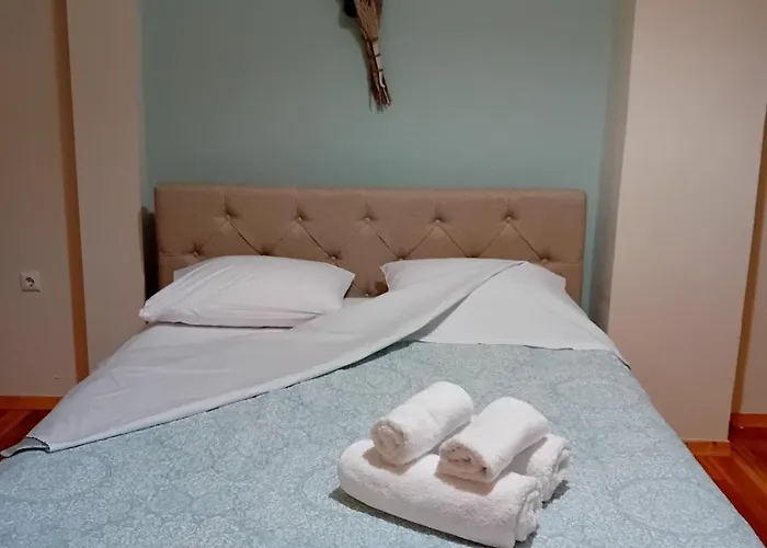 Kalimera- Jordan\'S Apartment